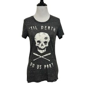 Routine baseball medium skull and bats T shirt